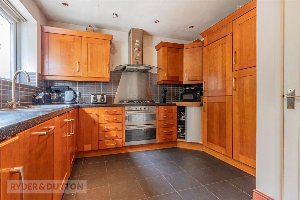 Property photo 1 of 26 Kitchen