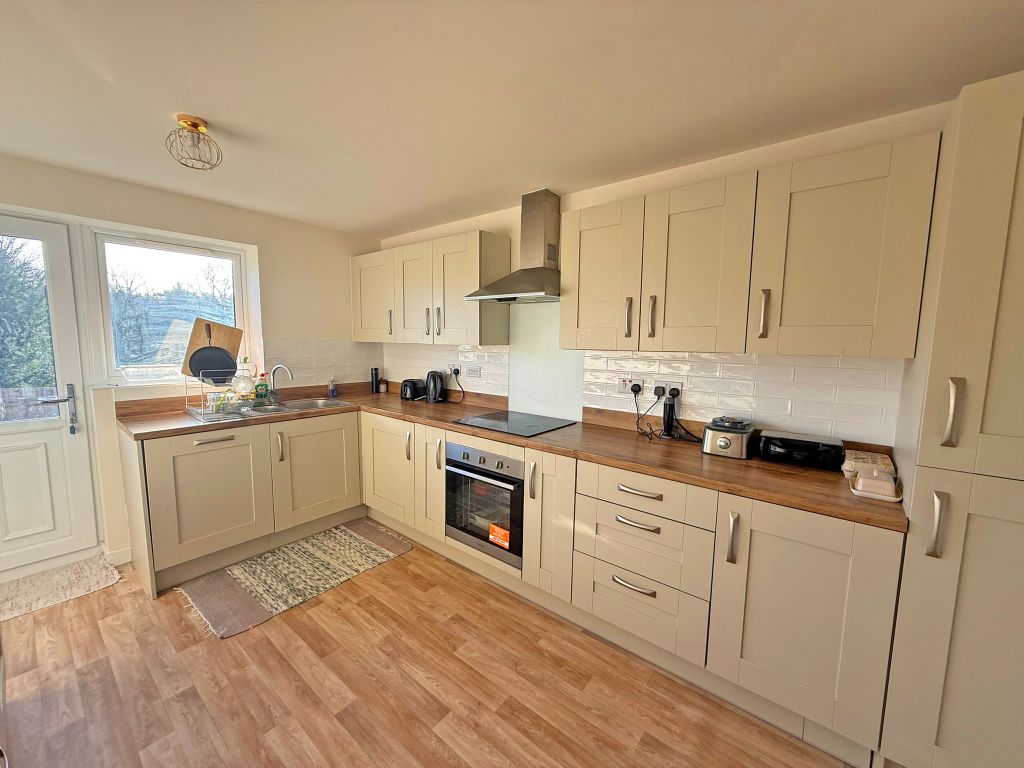 Property photo 2 of 11 Img_6465