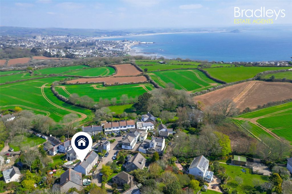 Property photo 2 of 18 Picture No. 03