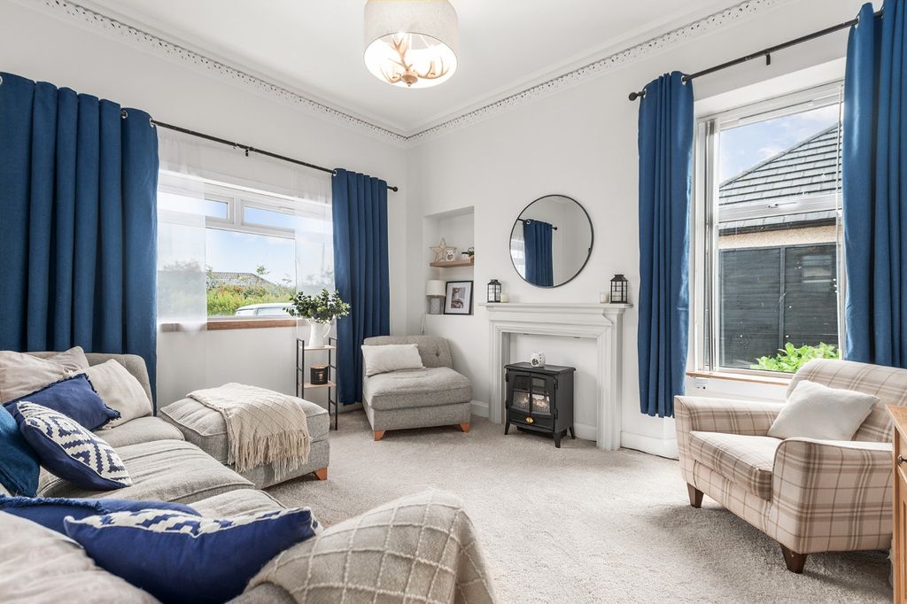 Property photo 2 of 21 4557315