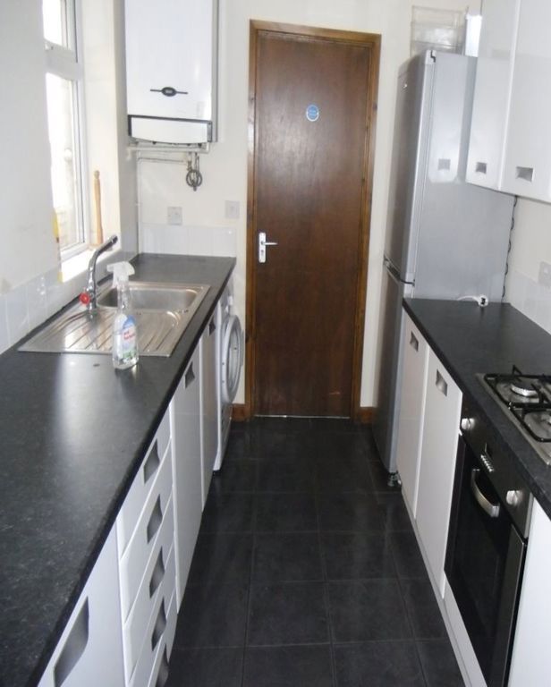 Property photo 3 of 12