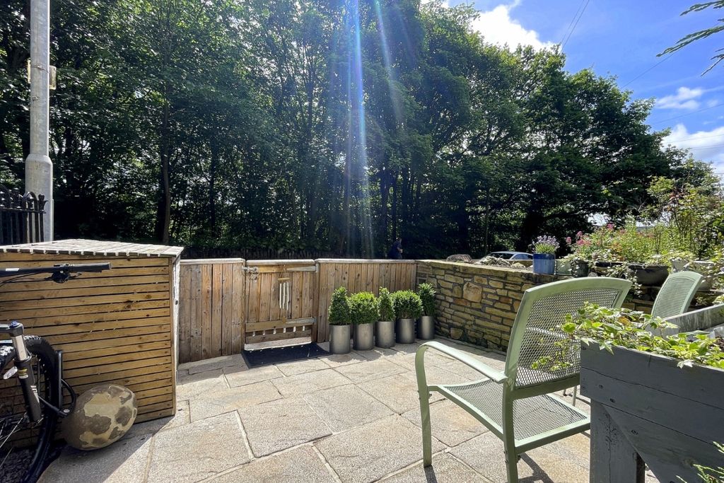 Property photo 2 of 24 Img_6783 (Large)