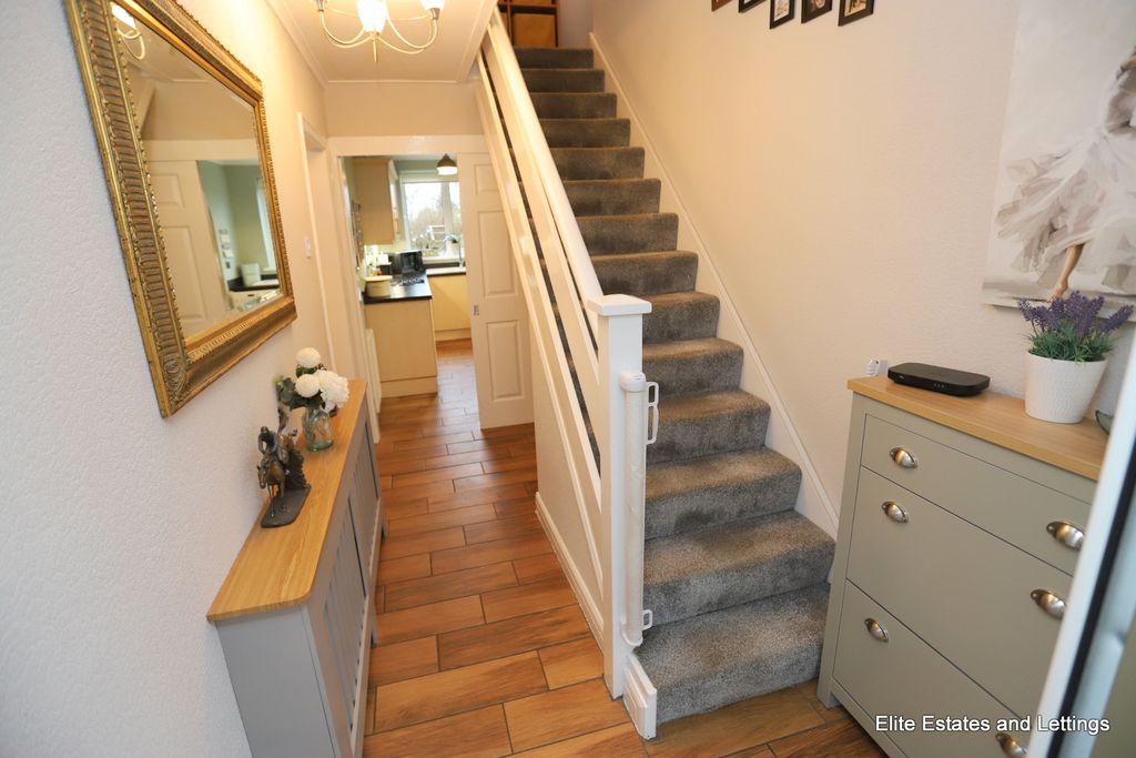 Property photo 2 of 26 09-Img_1592