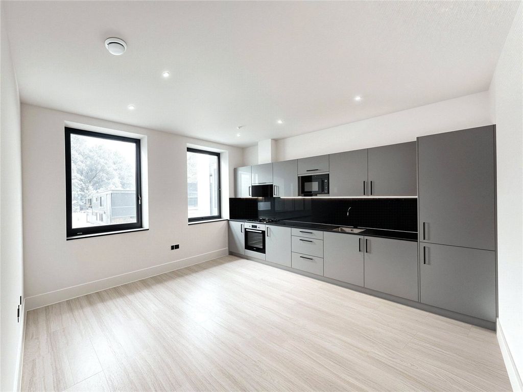 Property photo 1 of 15 Picture No. 13