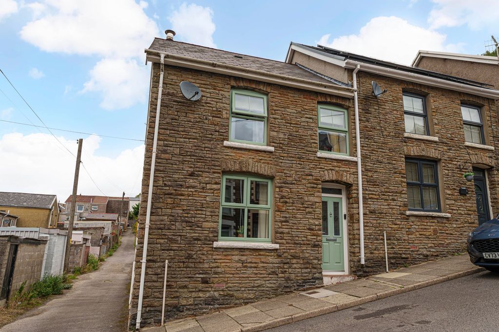 Property photo 1 of 47