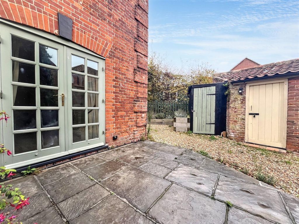 Property photo 2 of 12 Img_2321.Jpg