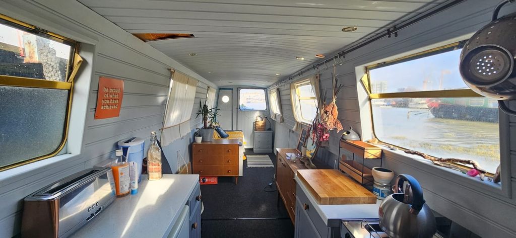 Property photo 2 of 5 Picture 2