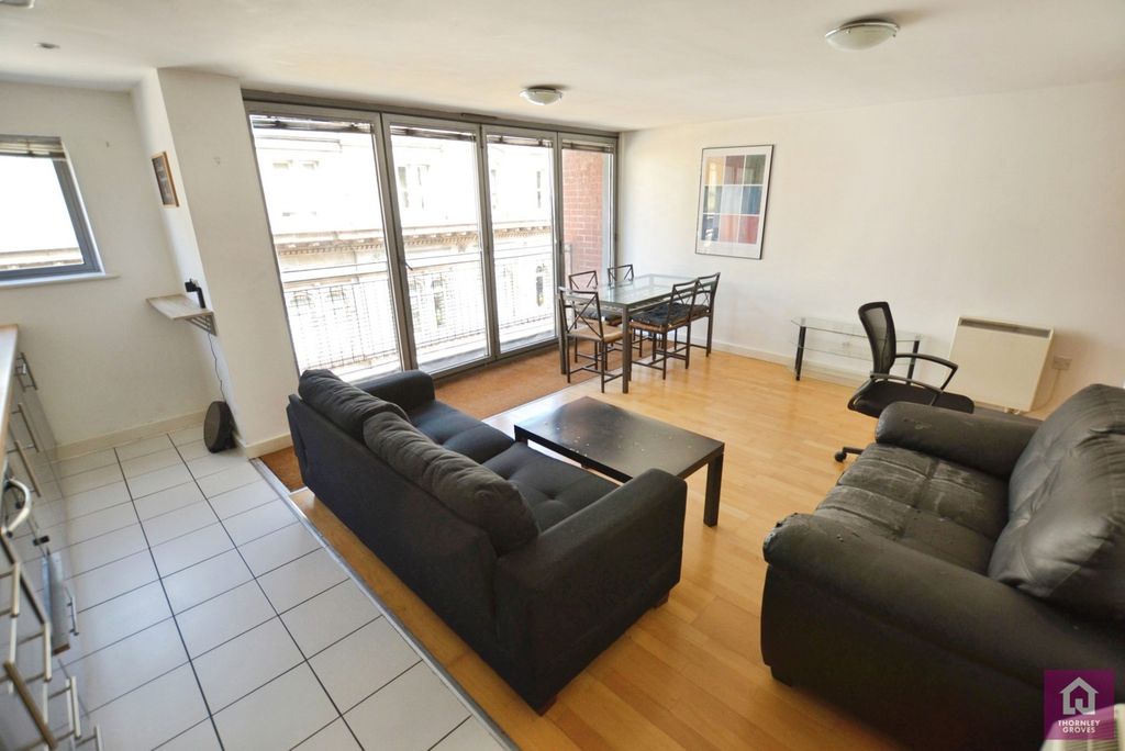 Property photo 2 of 10 Pbox-Img.Jpg