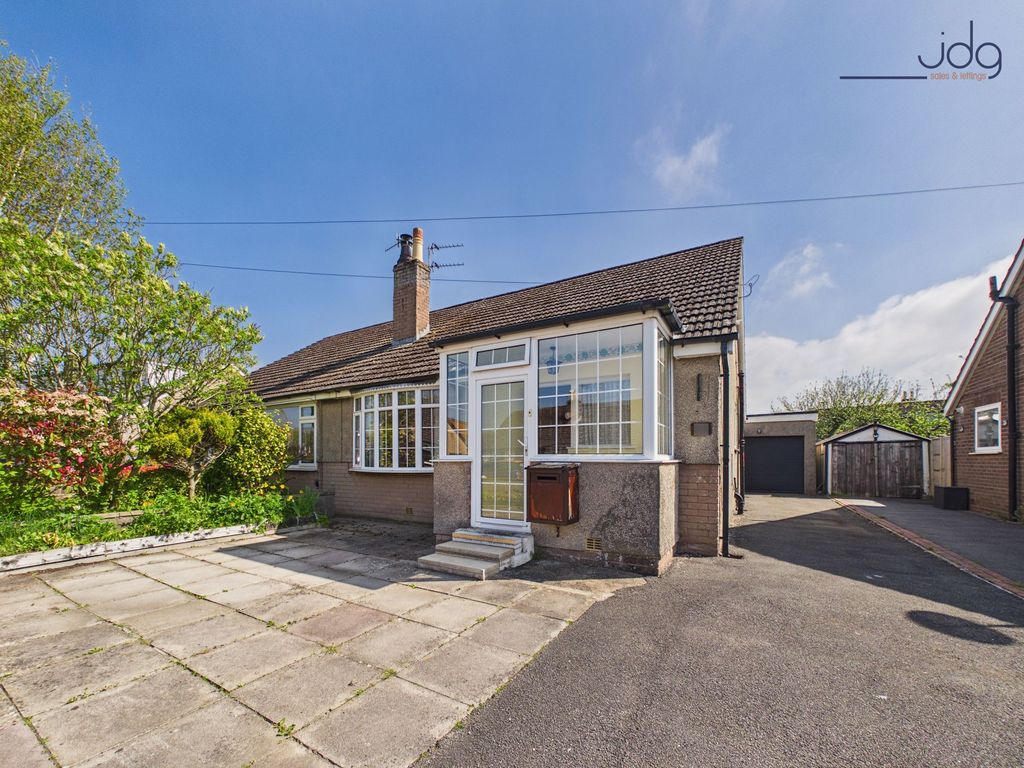 Property photo 1 of 17 Welcome To Leachfield Road