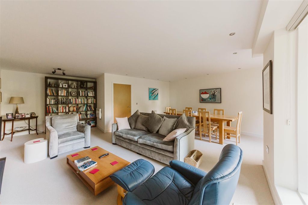 Property photo 3 of 33 Ks2B0057-Hdr.Jpg