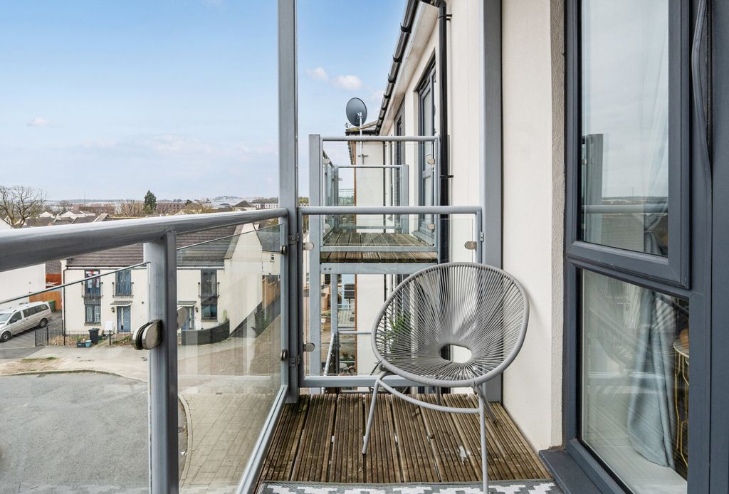 Property photo 3 of 19 1436624-4-69cd054...