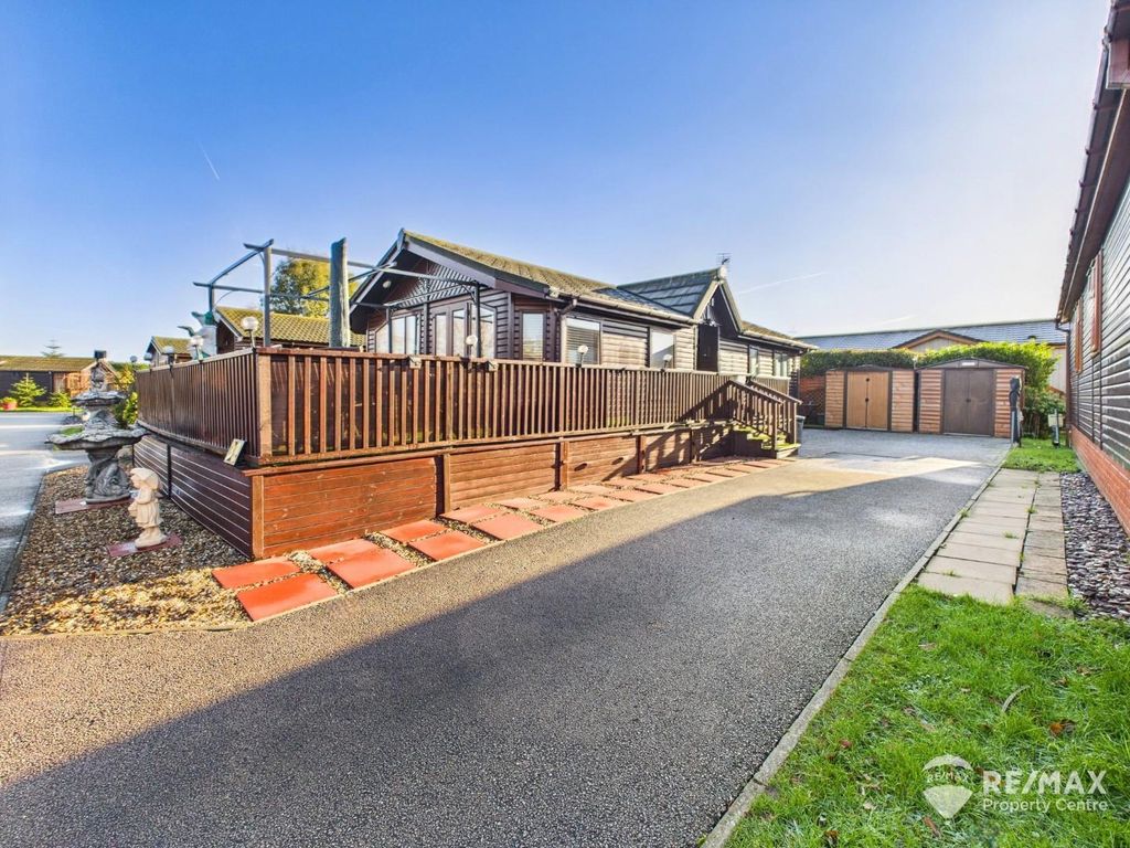 Property photo 1 of 18 Frontage.Jpg