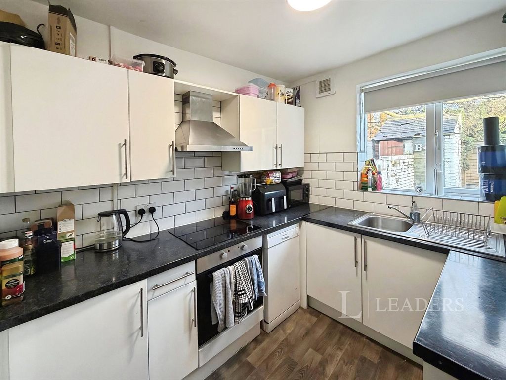 Property photo 2 of 13 Picture No. 07