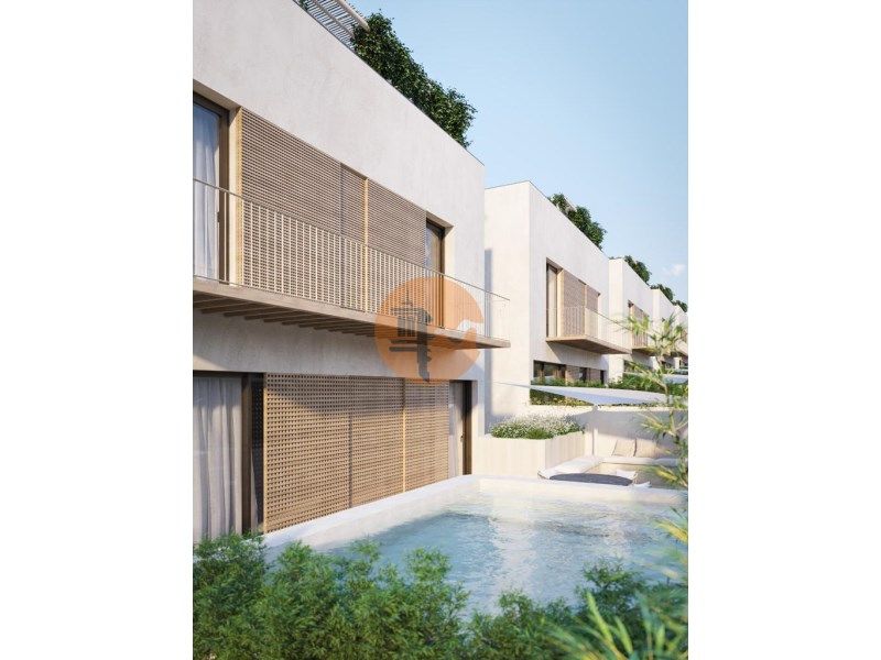 Property photo 3 of 31