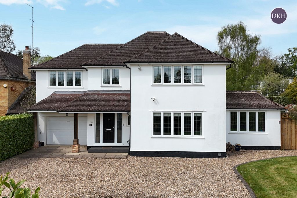 Property photo 1 of 17 Picture No. 23