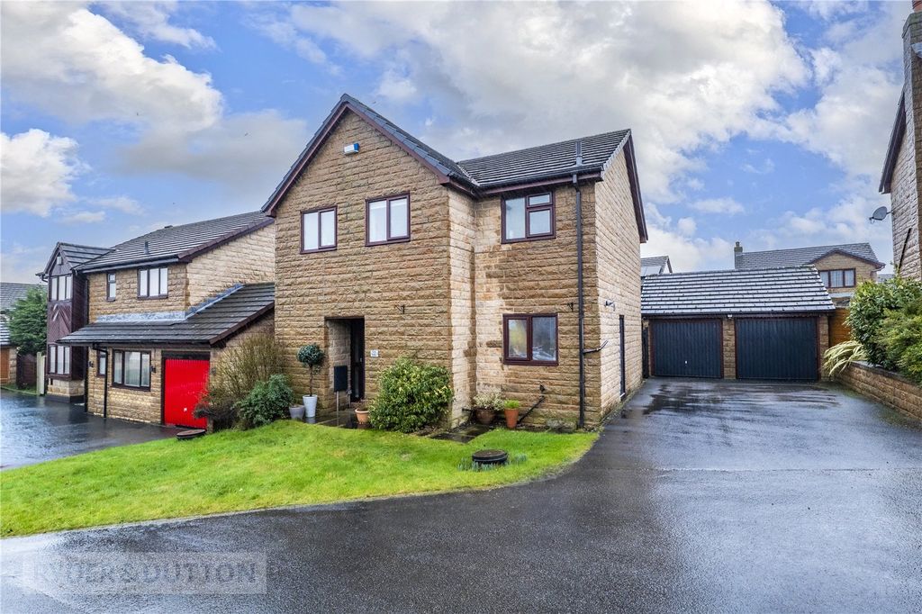 Property photo 1 of 25 Front