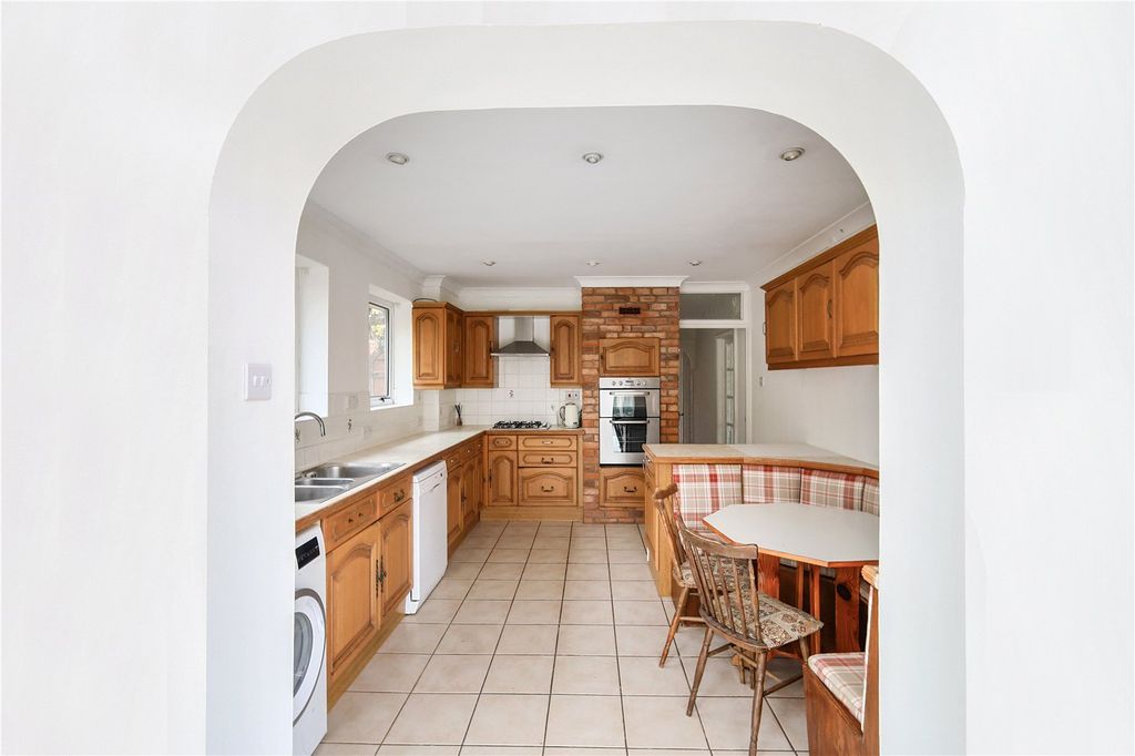 Property photo 3 of 13 Picture No. 12