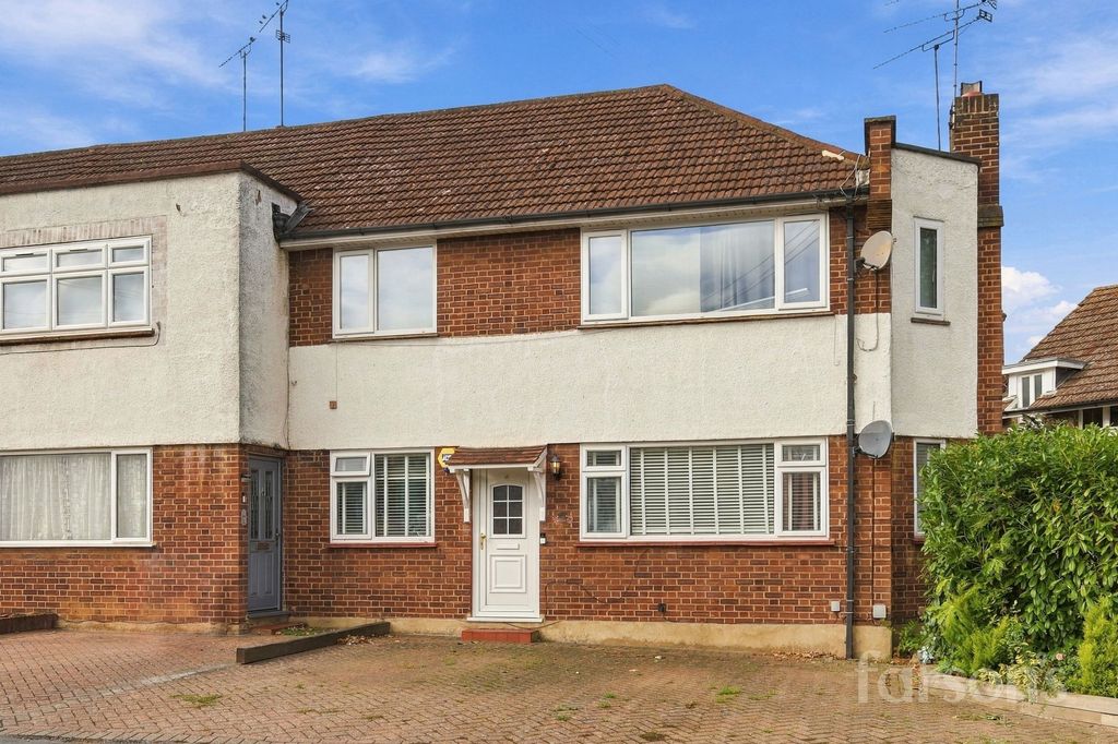 Property photo 1 of 17