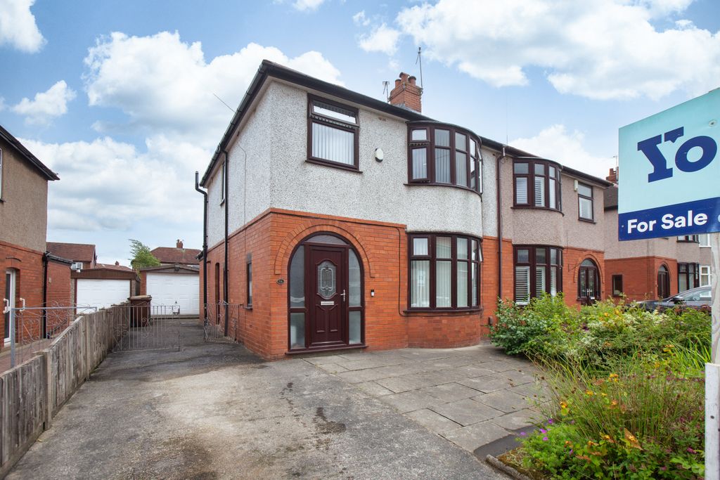 Property photo 1 of 22 54B Clifton Avenue-5