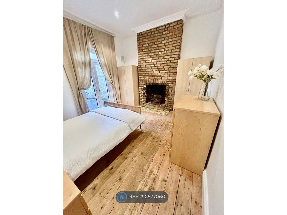 Property photo 1 of 4