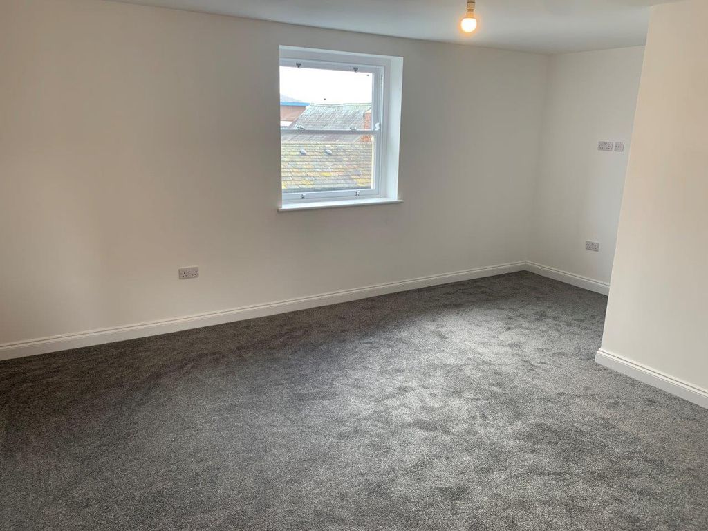 Property photo 2 of 4 Gallery