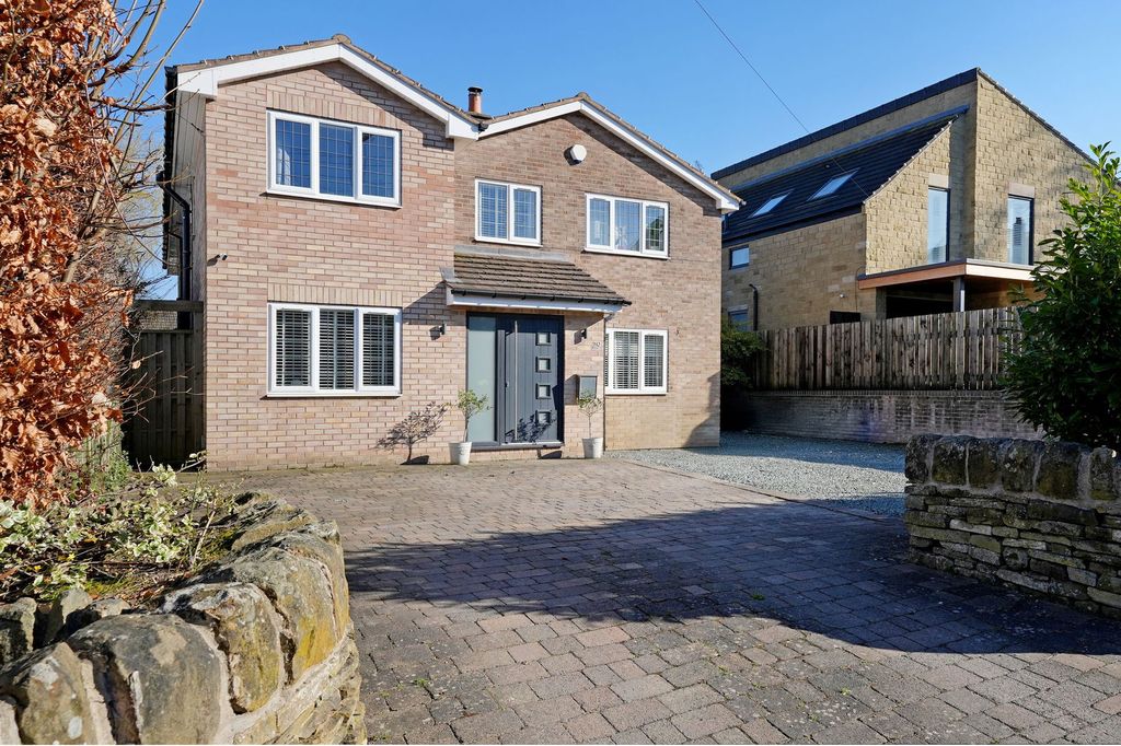 Property photo 1 of 51