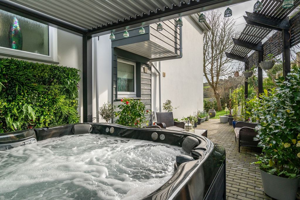 Additional image 29 of 6 bed detached house for salePenryn, Between Falmouth To Truro TR10