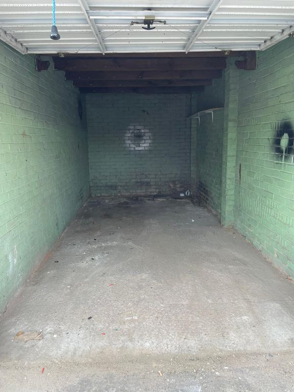 Property photo 3 of 3