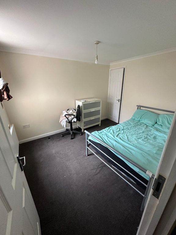 Property photo 1 of 9 4799800