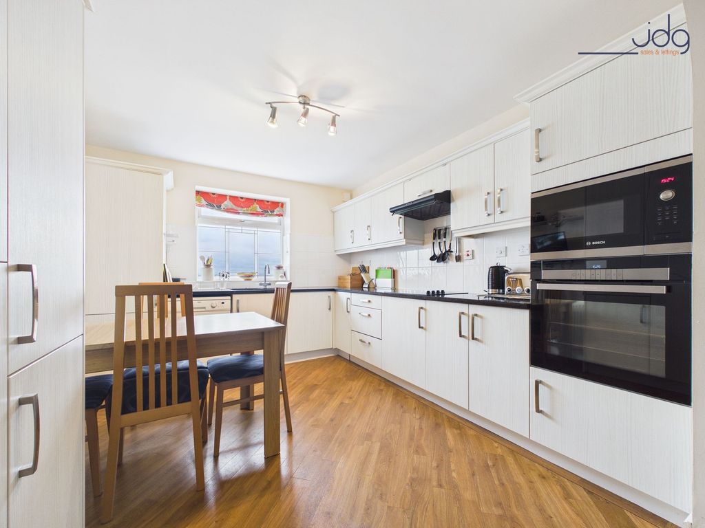 Property photo 3 of 15 Open Plan Kitchen