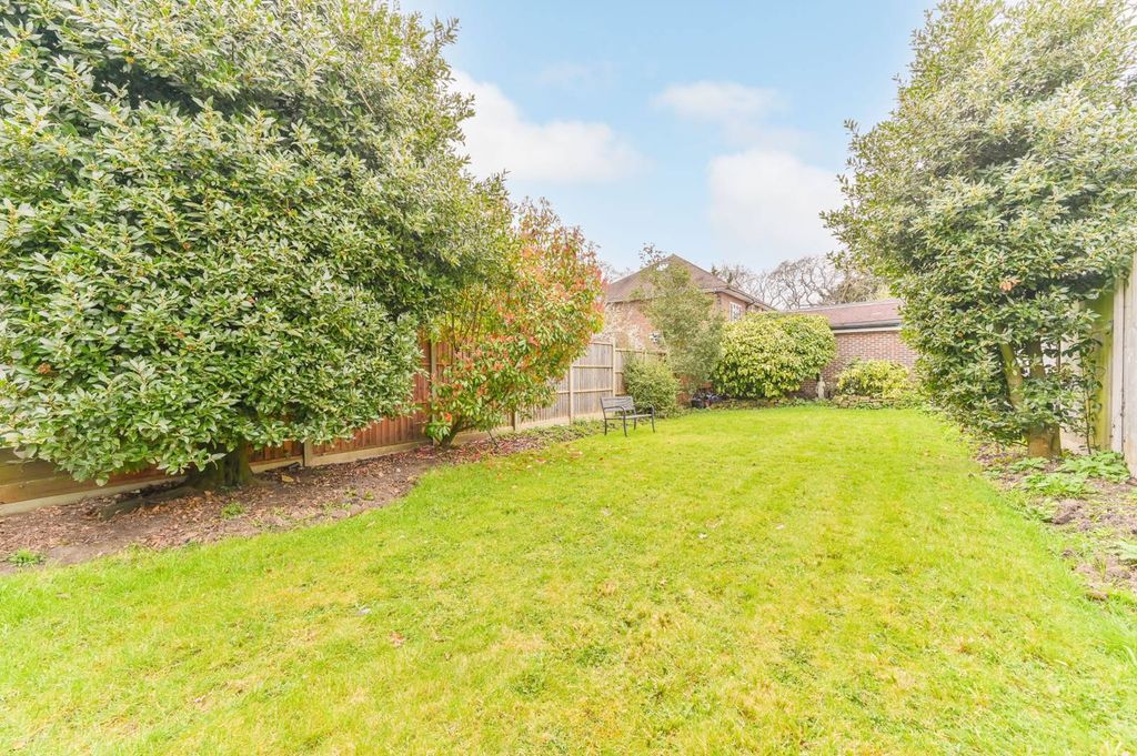 Property photo 1 of 20