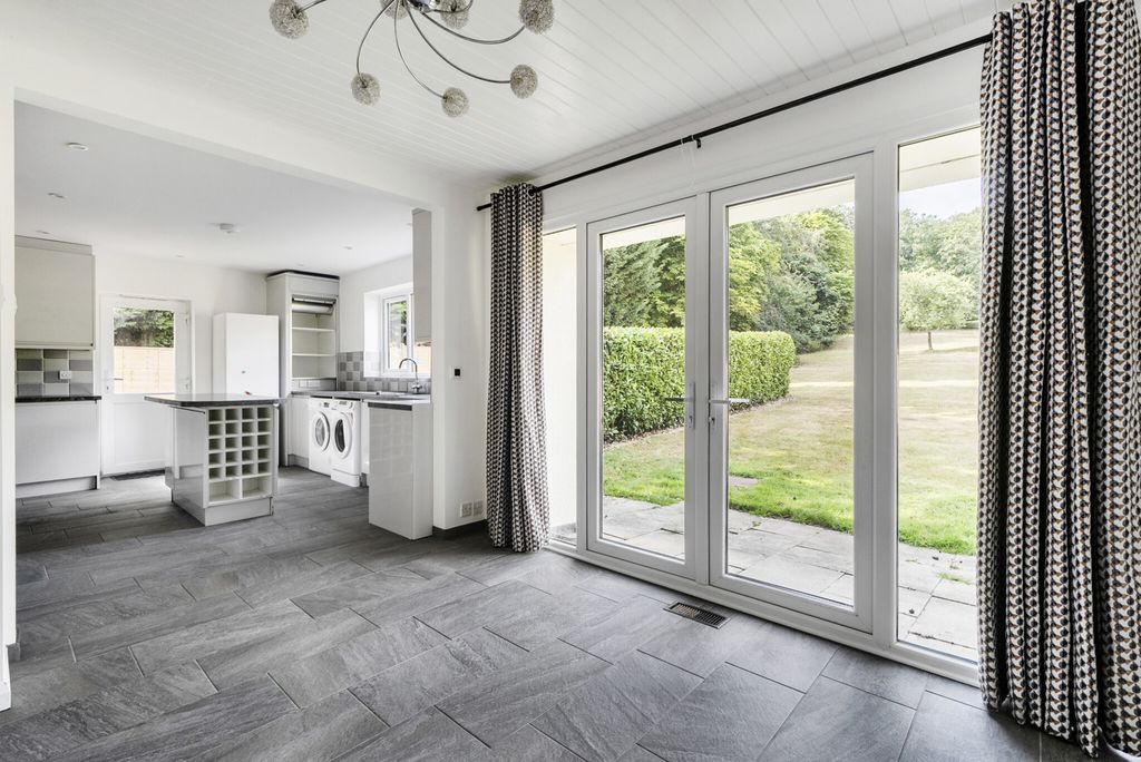 Property photo 3 of 26 1497471-19-6A5F9d...