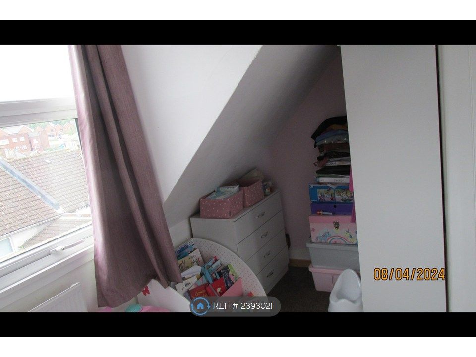 Property photo 1 of 20 Bedroom