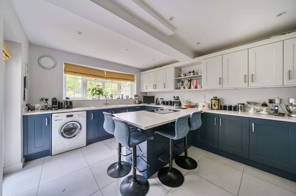 Property photo 2 of 28 Picture 2