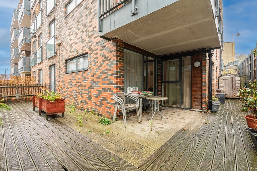 Property photo 1 of 21 4664152