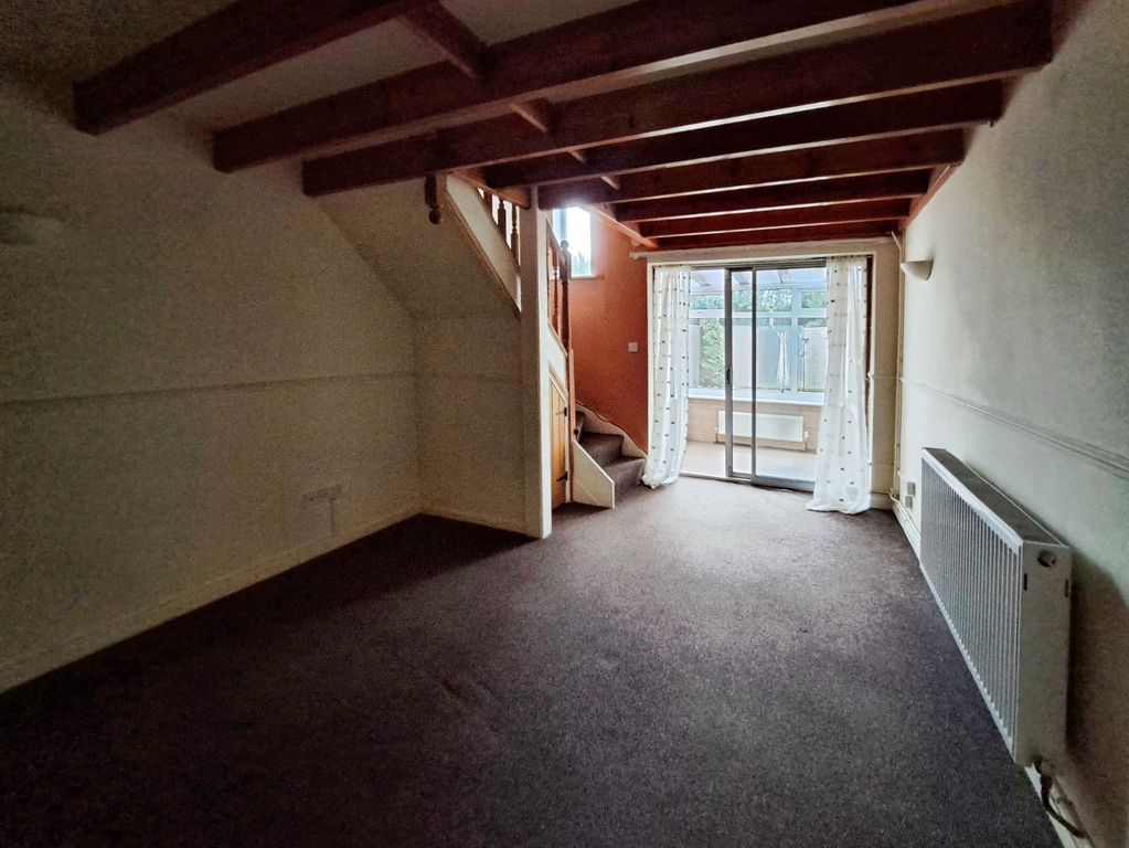 Property photo 3 of 11 c9654E61-20260411_100522