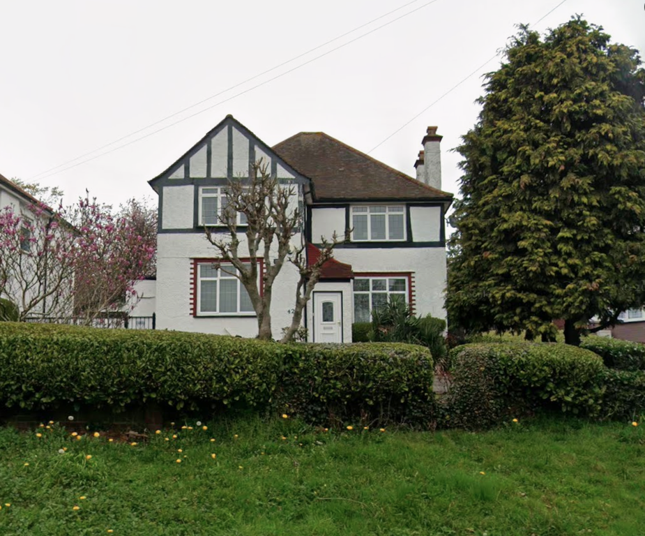 Property photo 1 of 9