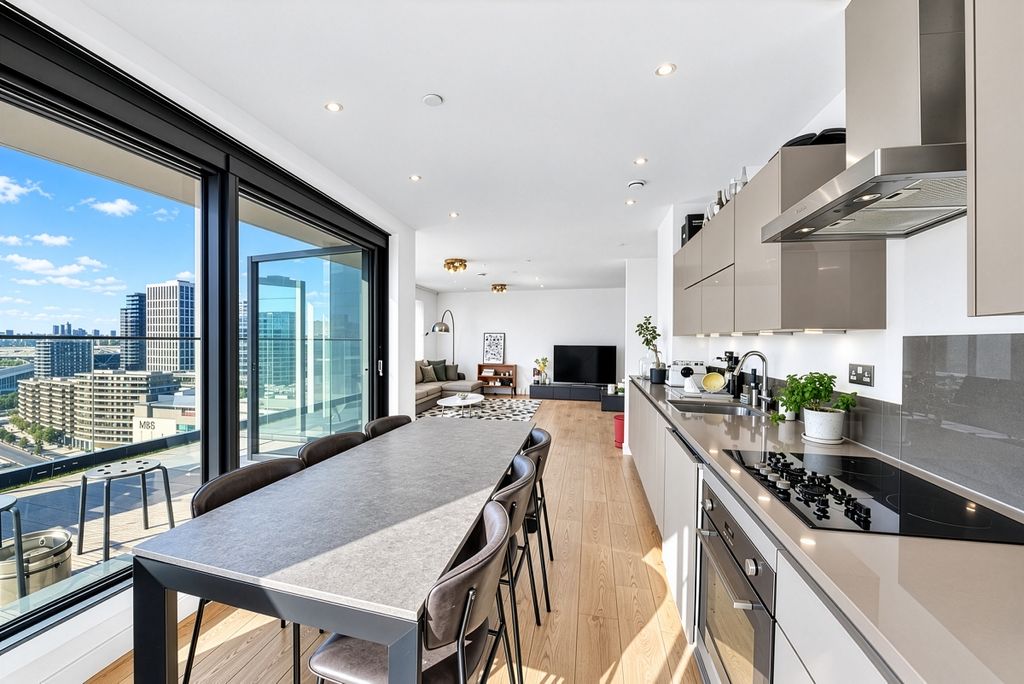 Property photo 1 of 15 Kitchen