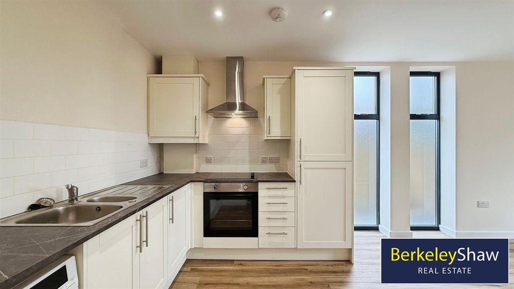 Property photo 3 of 12 Open Plan Kitchen Diner/Living Area (2)