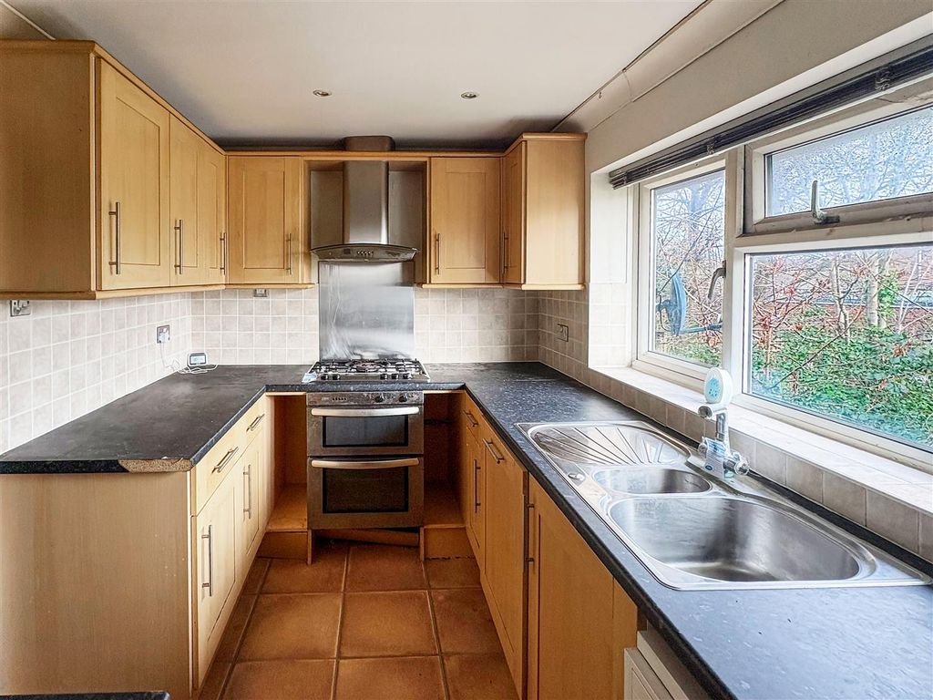 Property photo 3 of 10 Image00013.Jpg