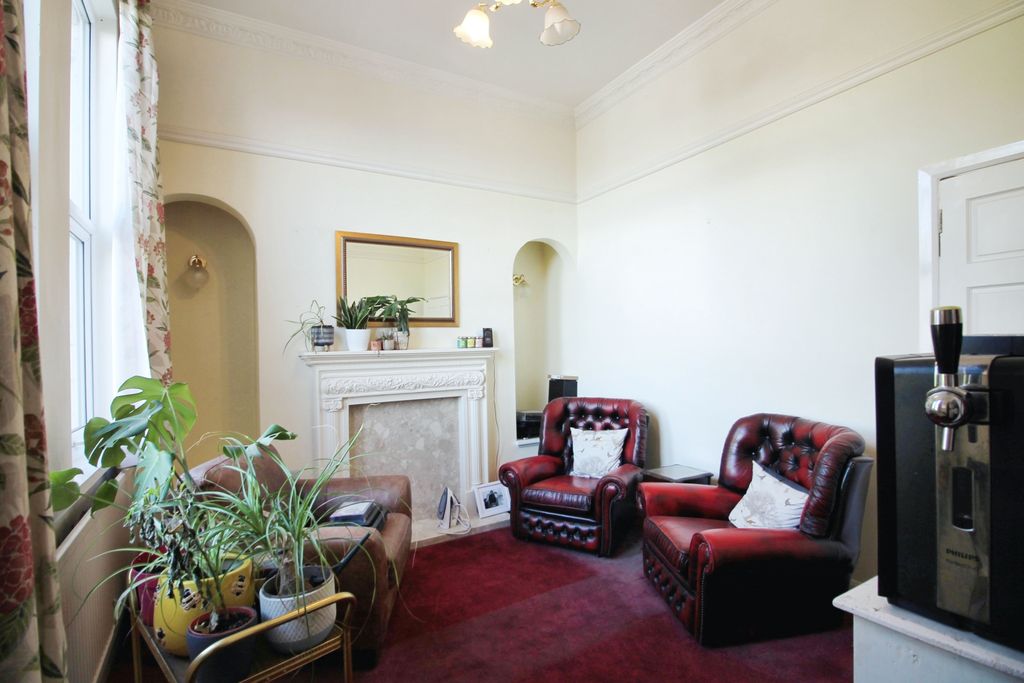 Property photo 2 of 15 Living Room