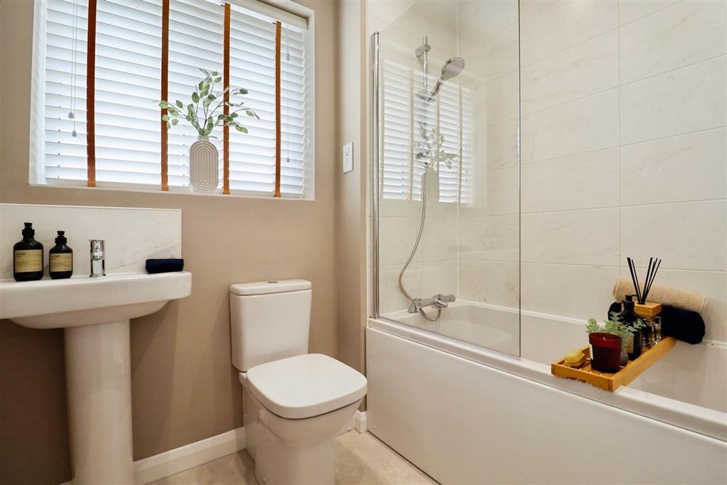 Property photo 3 of 4