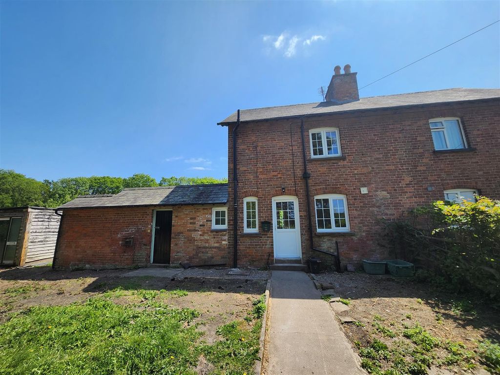 Property photo 2 of 25