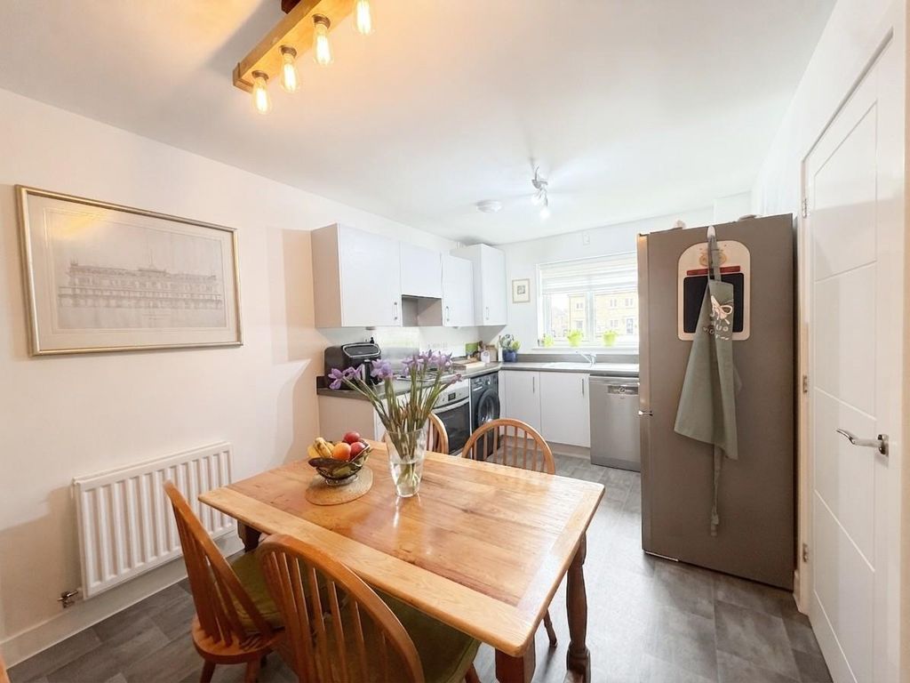Property photo 3 of 12 6.Jpg