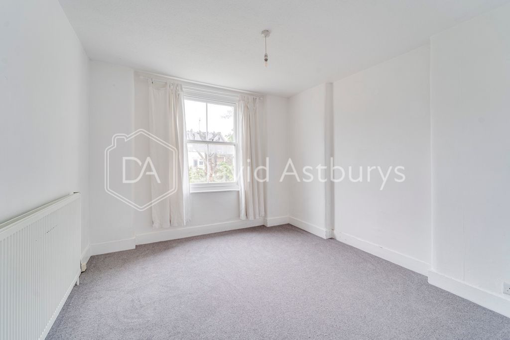 Property photo 3 of 9 Ndb06546_Enfused