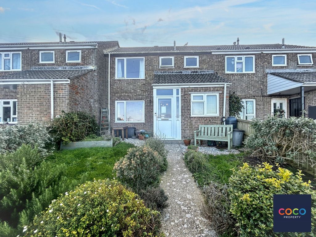 Property photo 1 of 10 Front