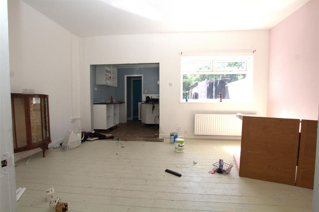Property photo 2 of 12 Dining Into Kitchen.Jpg