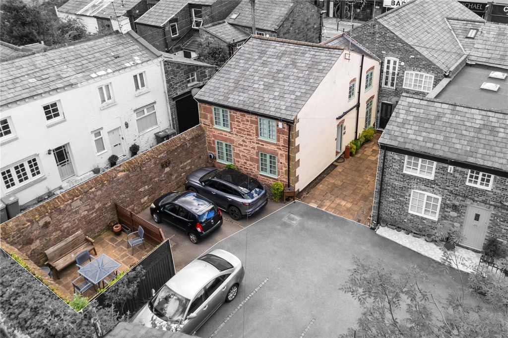 Property photo 2 of 34 Picture No. 43