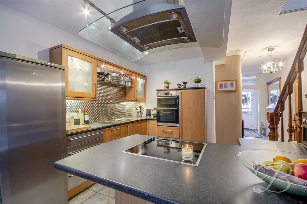 Property photo 2 of 34 Ccltd-25.Jpg