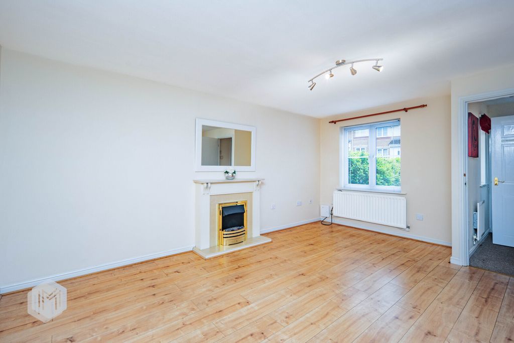 Property photo 3 of 19 Picture No. 13